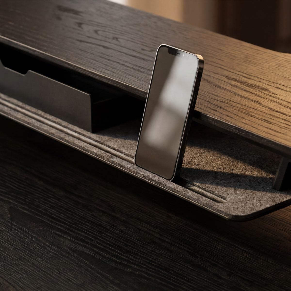 Rodin A520 Monitor Riser