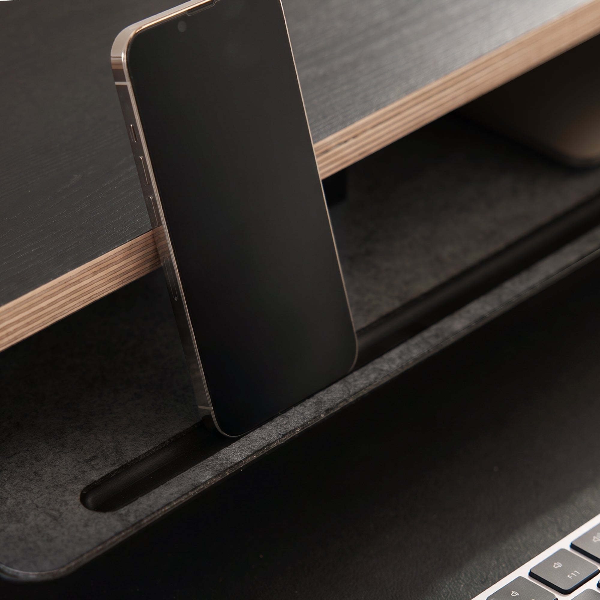 Rodin A510 Monitor Riser-Black