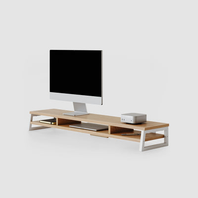 Color: Maple