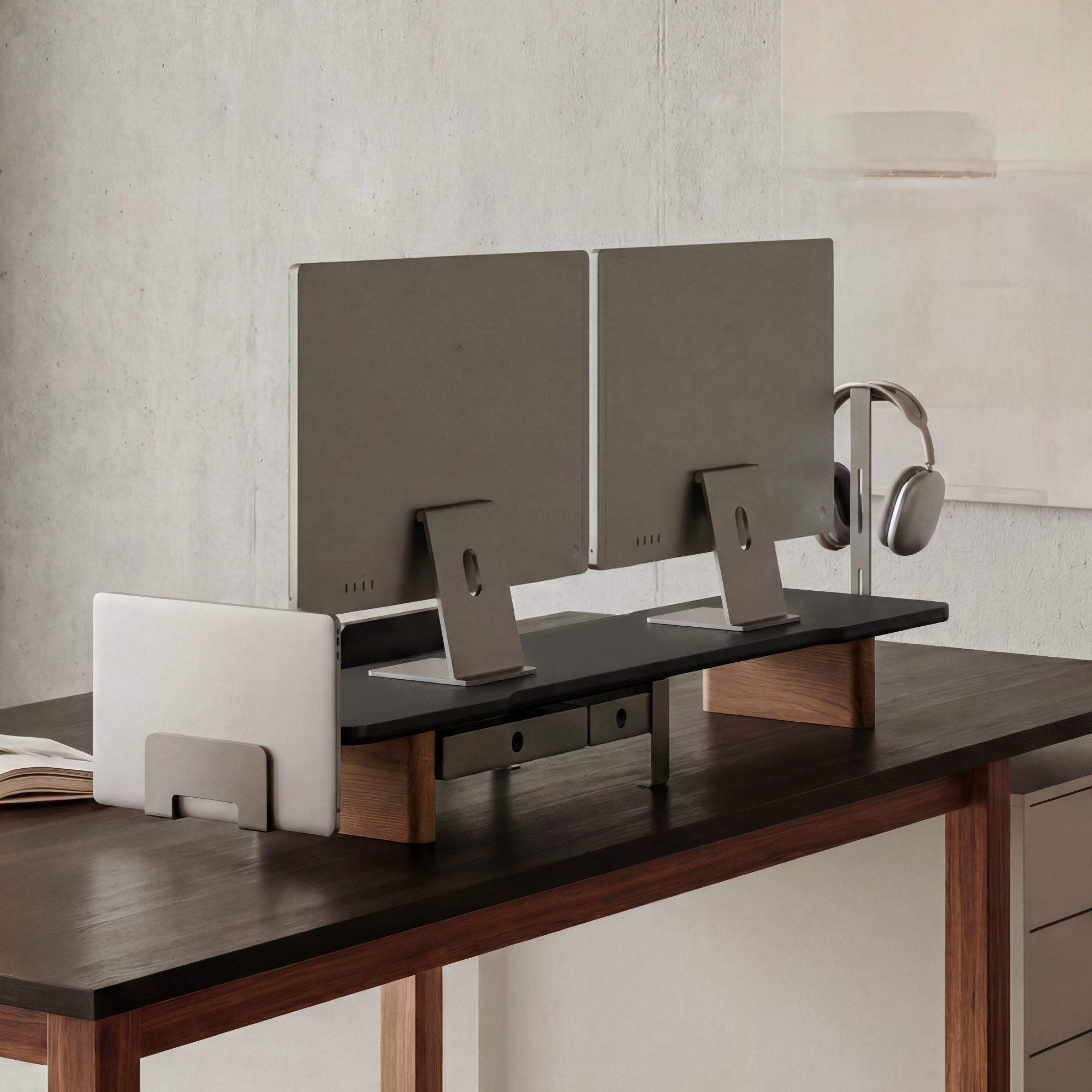 Matrix M210 Monitor Riser