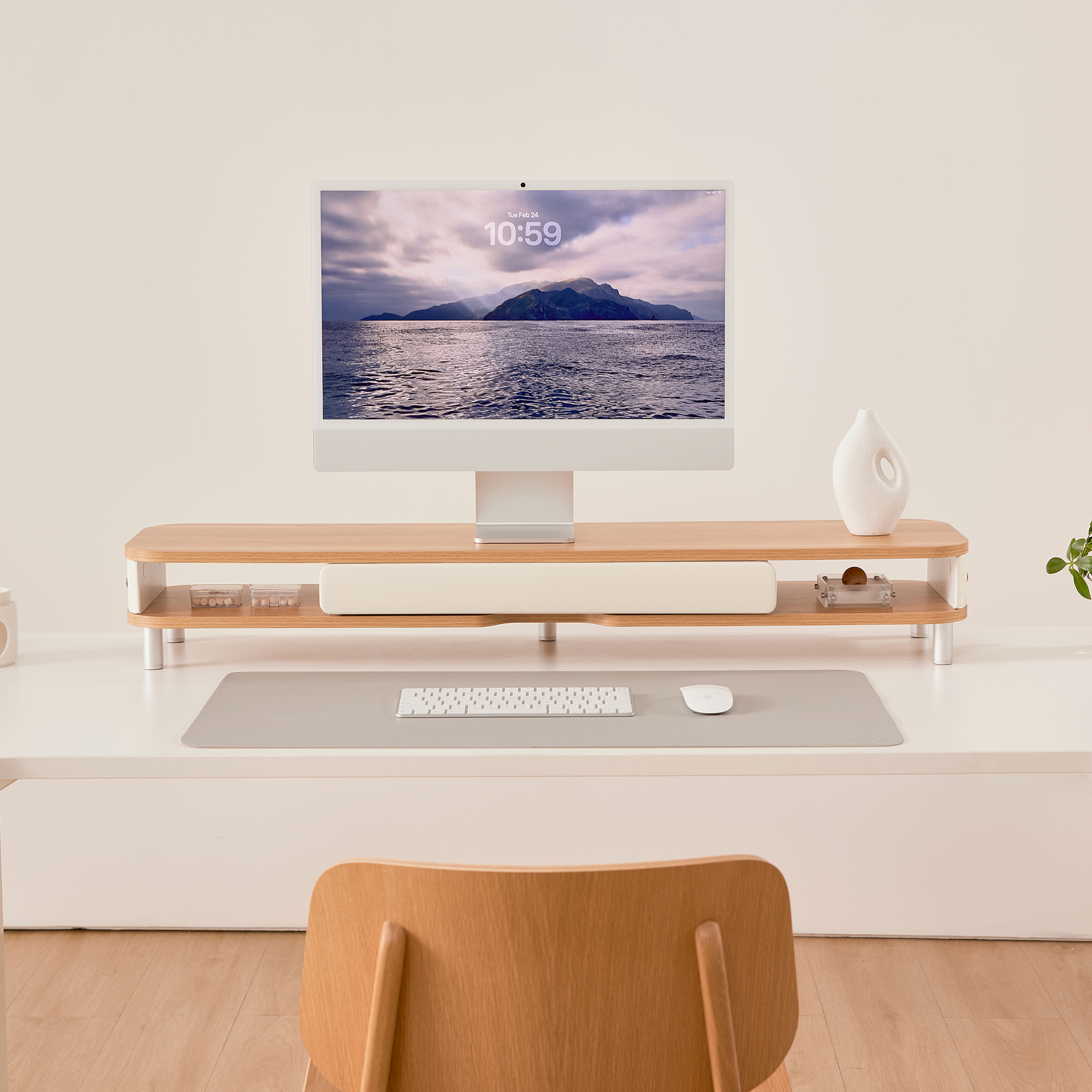 Bastion D510 Monitor Riser